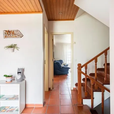 Homestay Casa Dos Amigos Surf House Praia da Lourinha