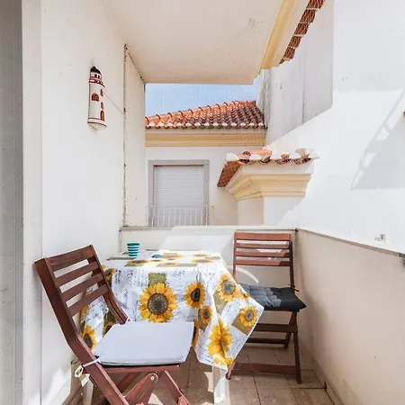 Homestay Casa Dos Amigos Surf House Praia da Lourinha