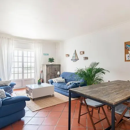 Casa Dos Amigos Surf House Praia da Lourinha